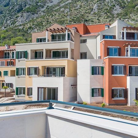 Lavender Bay Apartment F8 Donji Morinj Zewnętrze zdjęcie