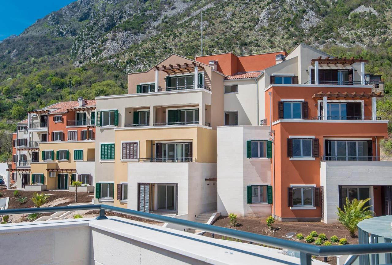 Lavender Bay Apartment F8 Donji Morinj Zewnętrze zdjęcie
